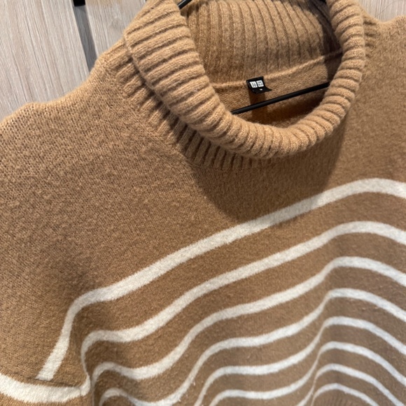 Uniqlo Souffle Yarn Long Sleeve Crew Neck Sweater Size M - Picture 5 of 6